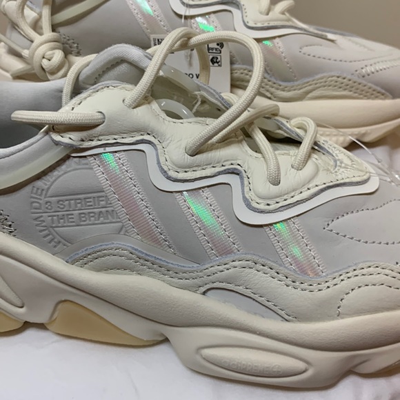 NWT Adidas Ozweego Sneakers - Picture 5 of 7